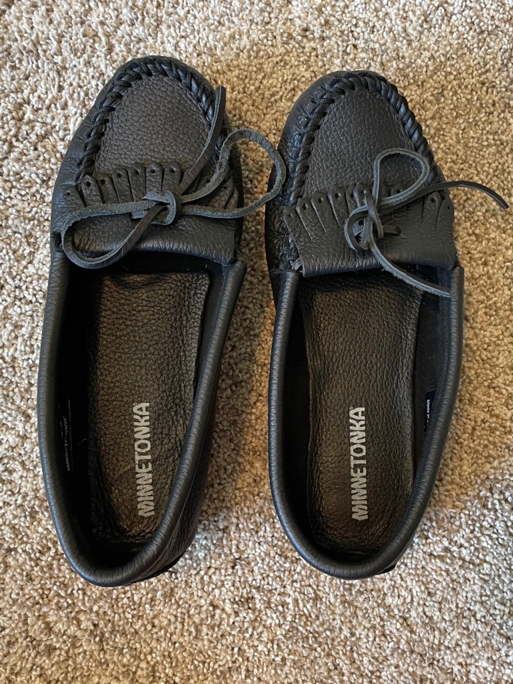 Minnetonka Deerskin Kilty Moccasins, Color: Black Size: 6.5
